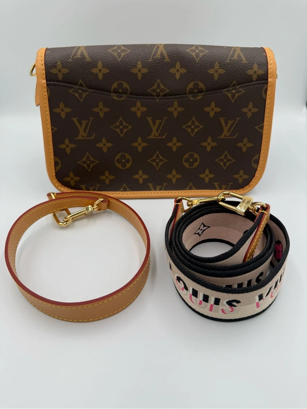 Louis Vuitton Diane Monogram Bag w/Shoulder and Crossbody Straps, Pristine